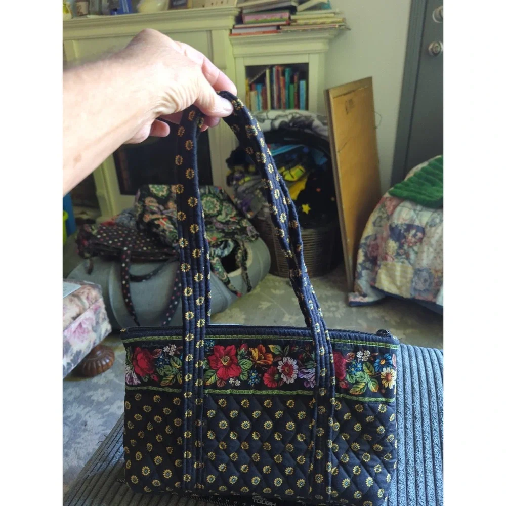 Vera Bradley Little Betsy Small Purse Vibrant Black Retired Pattern/Sunflowers